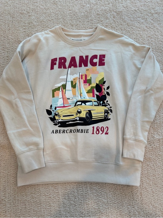 abercrombie kids Other - abercrombie kids Cream Sweatshirt with France Graphic